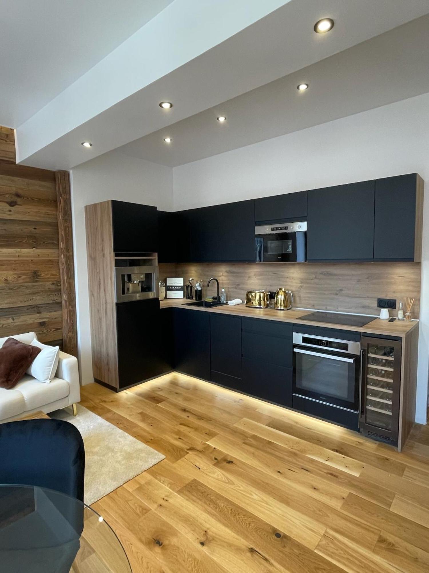 Le Chalet De L'Horloge Chambery Bagian luar foto